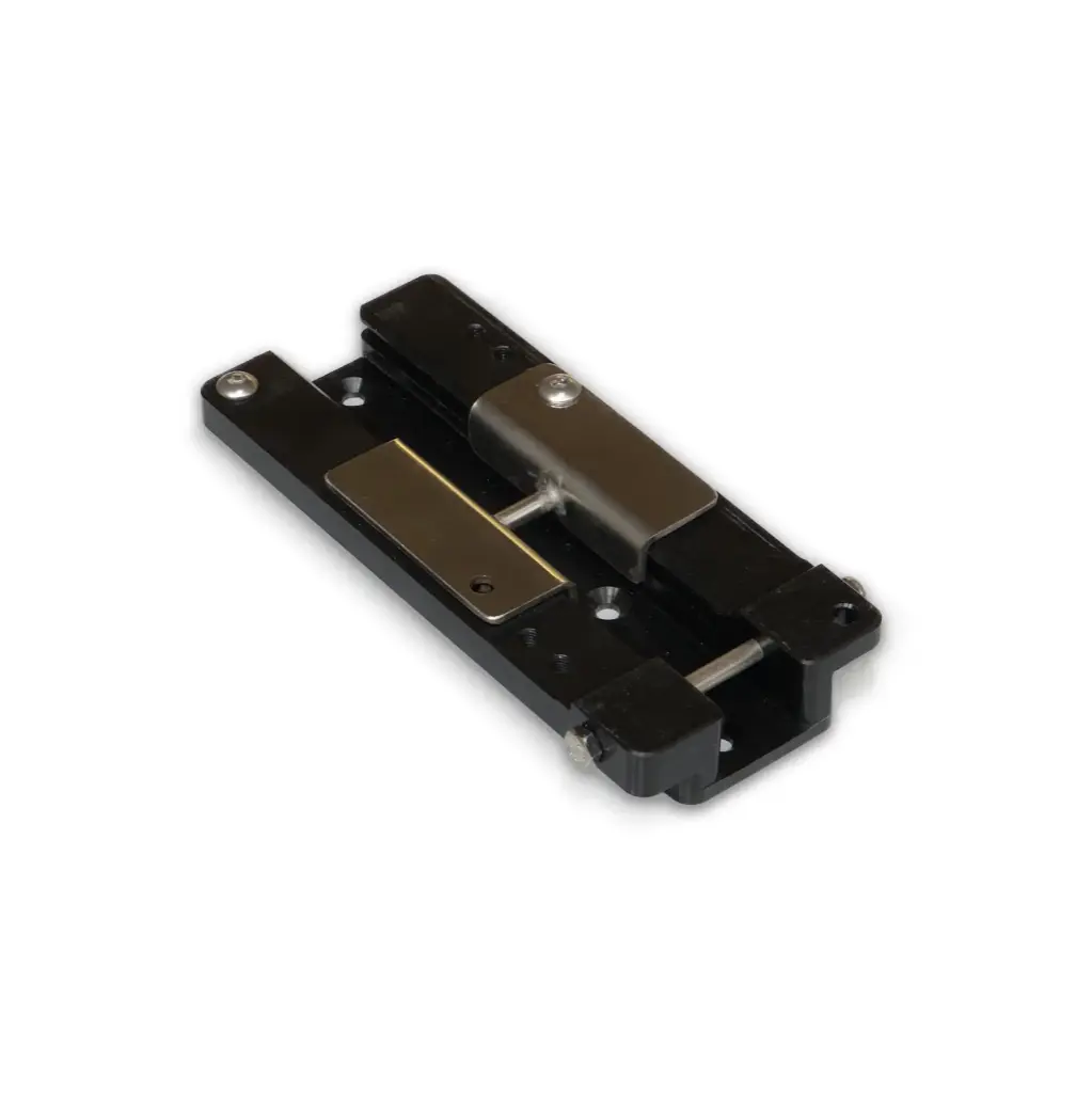 Adjustable mast step